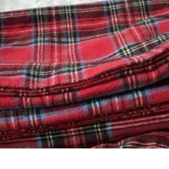 Set of 2 Vermont Country Store King Pillowcases Red Tartan Plaid Flannel - Picture 3 of 6
